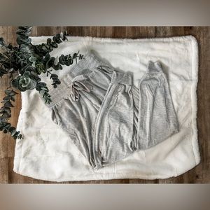 Victoria’s Secret • Grey Sleep Sweatpants